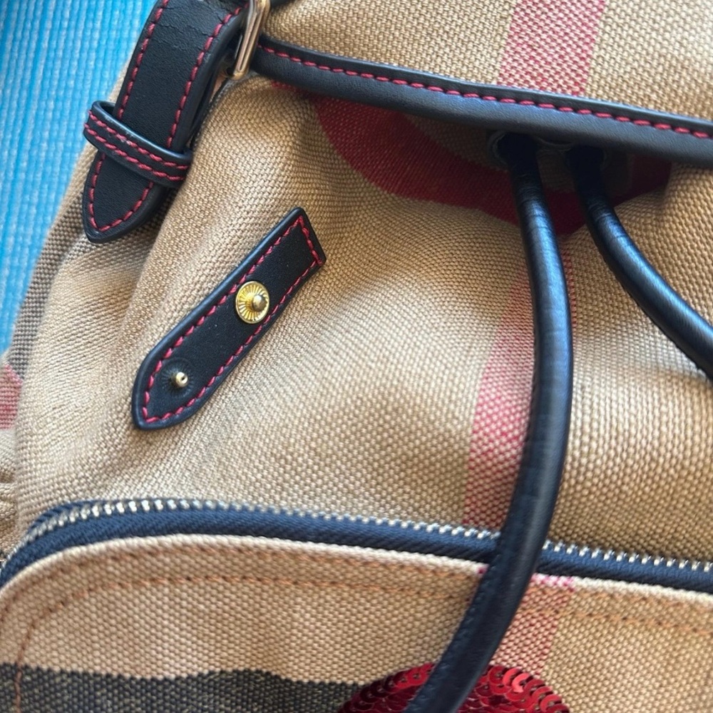 Burberry rucksack - Picture 4 of 8